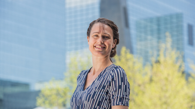 Eva van Luijk - De Reede Advocatuur | Rotterdam Maritime Services Community